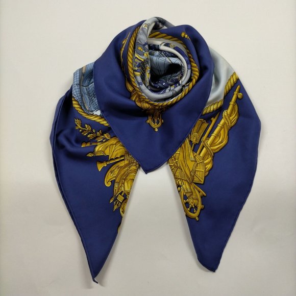 Hermes scarf Carre 90 Navy Blue Silk100% - Picture 2 of 13